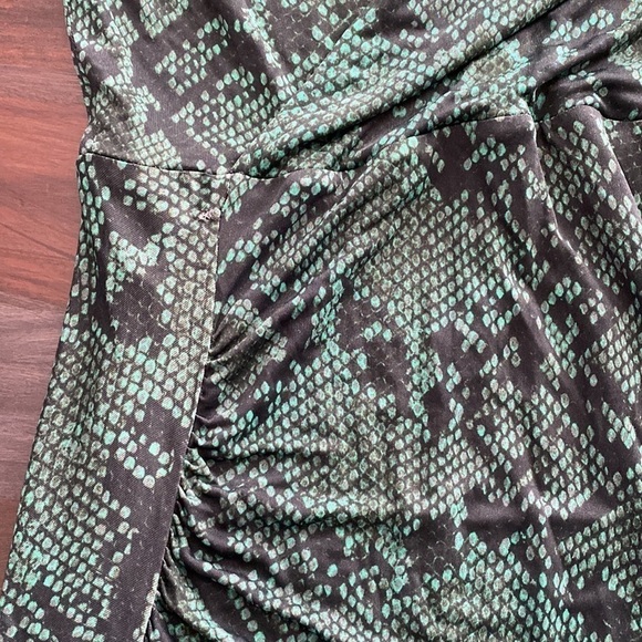 Atlein Green Snake Print Dress - Picture 10 of 10